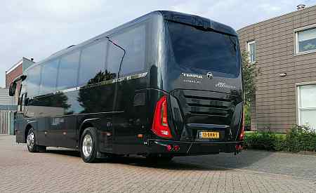 Rent a luxury bus in Utrecht