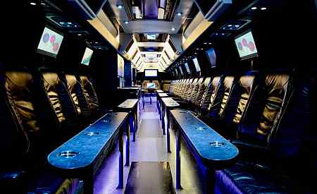 Mooiste vipbus huren Amsterdam