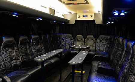 02 vipbus Rental The Hague