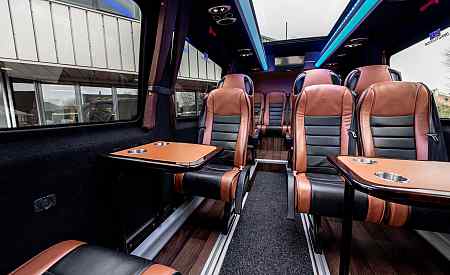 vip busje huren 9 personen