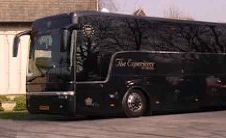 Vipbus huren Rotterdam The Hague Airport