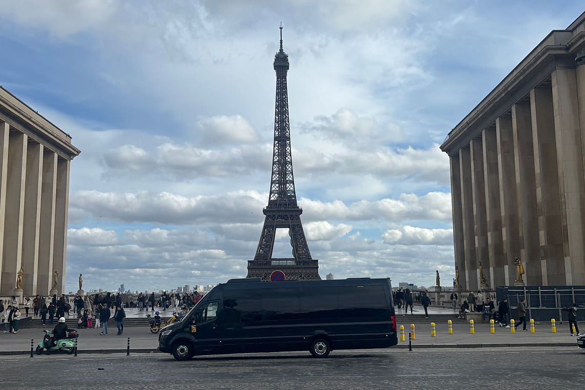 the prestige vip bus