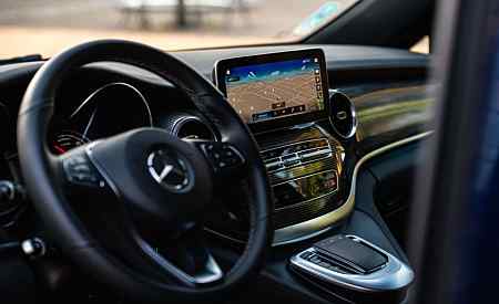 Mercedes EQV elektrisch personenbusje huren voor 5 personen