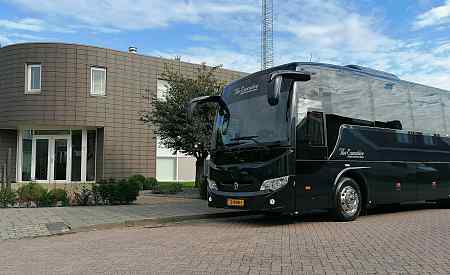 Luxury bus rental rotterdam
