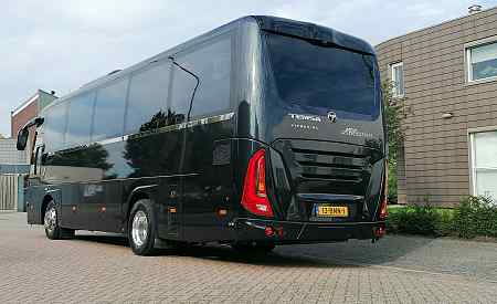 Luxury minibus rental Schiphol Airport