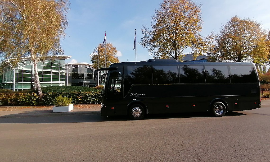 20 persoons vip bus