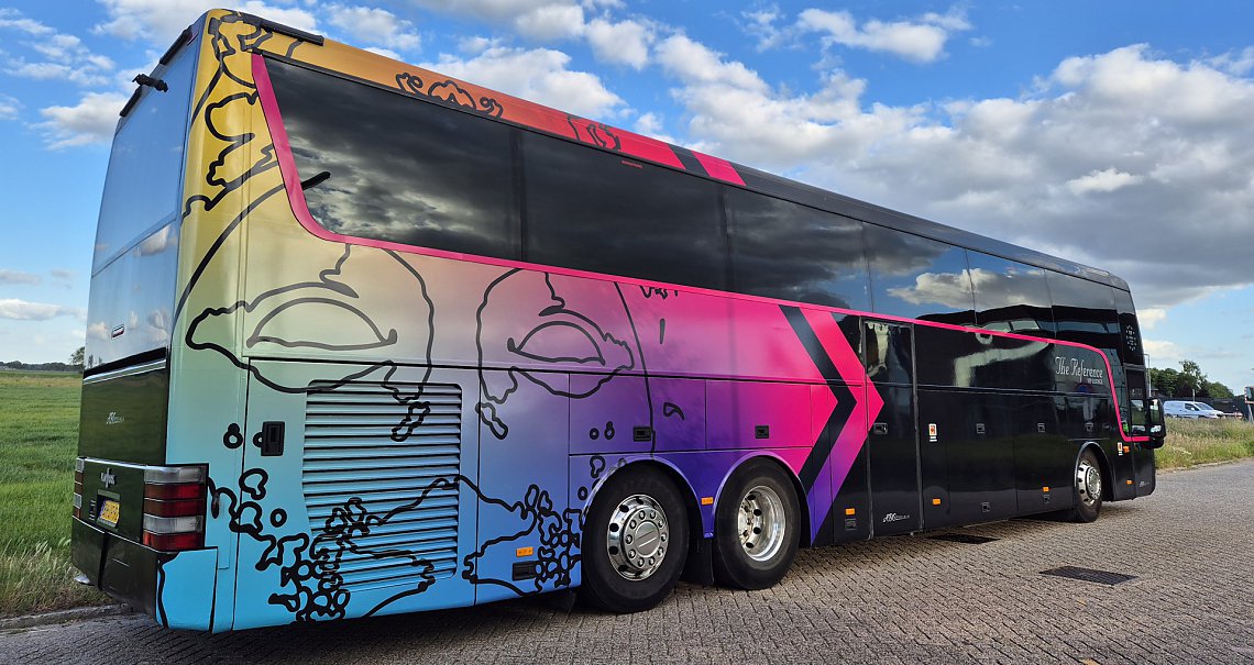 Branding luxe touringcar