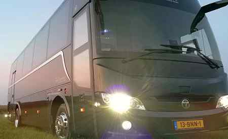 vipbus volendam