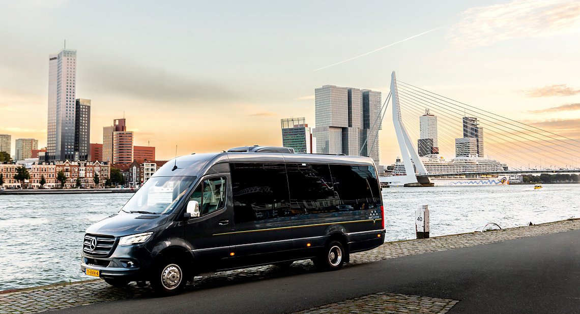 Vipbus rotterdam